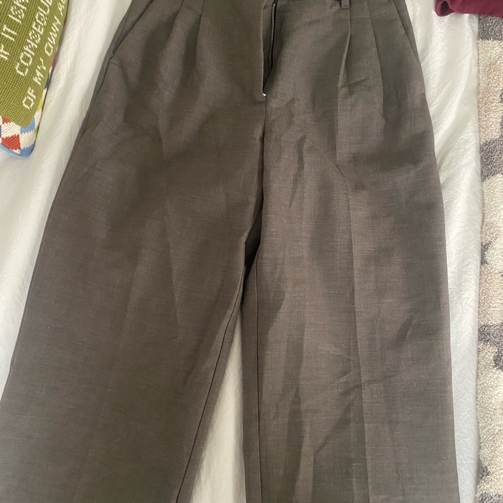 Aritzia Wilfred Effortless Pant